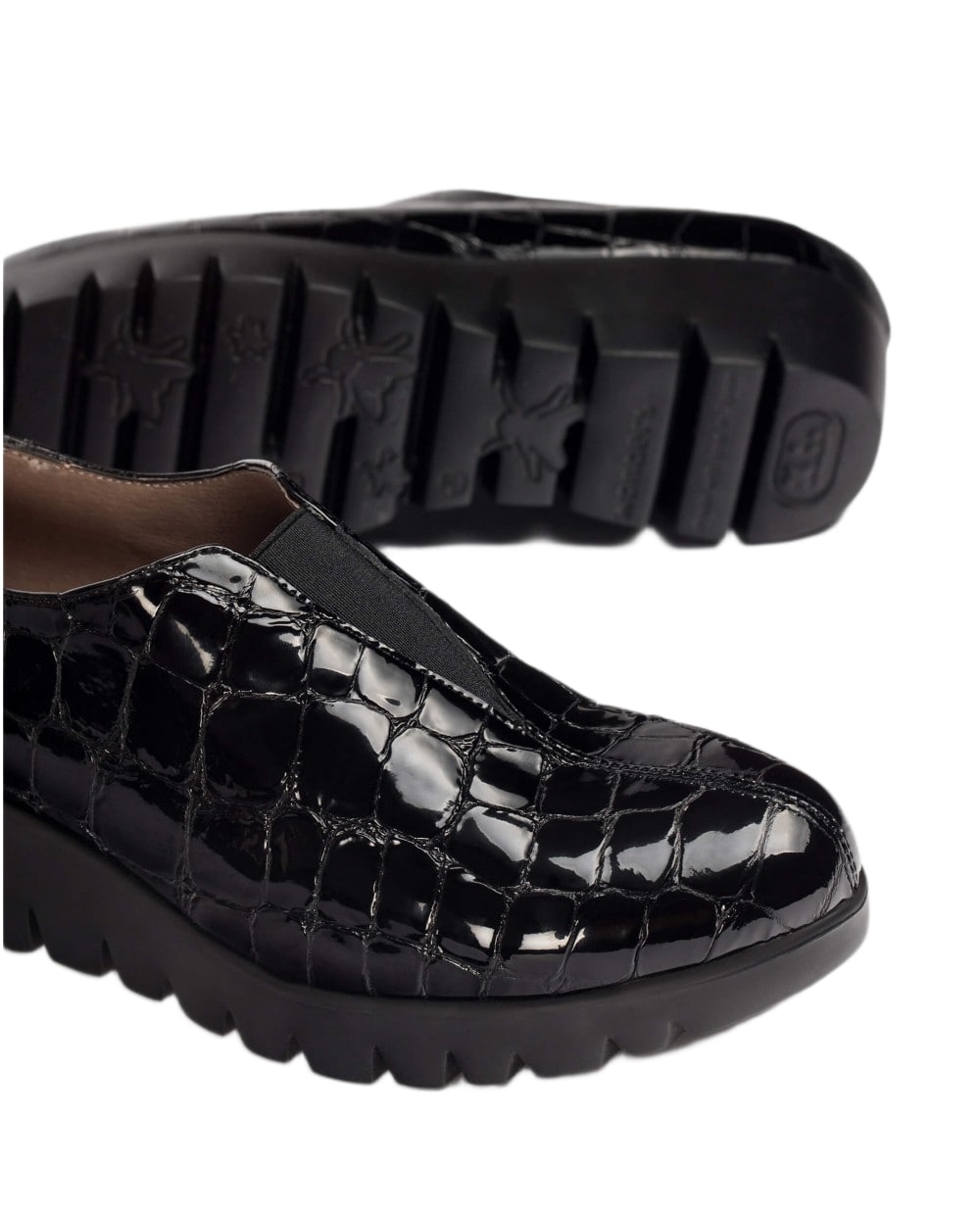 Damesloafer met sleehak 'Fly 40' - Zwart gerimpeld lakleer