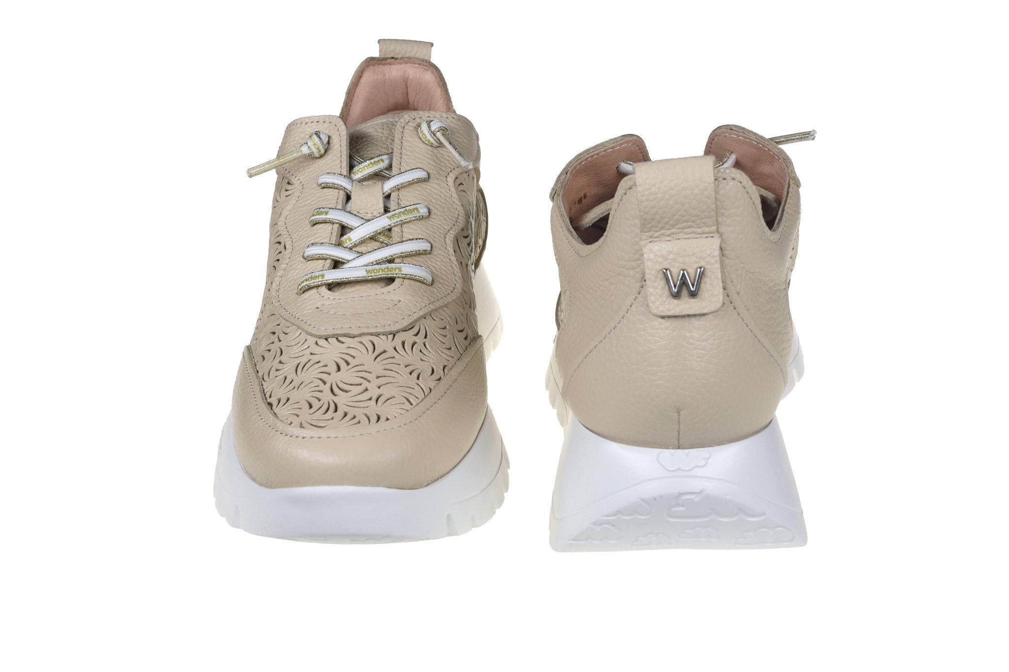 'Cairo' women's perforated summer sneaker - Beige - Chaplinshoes'Cairo' women's perforated summer sneaker - BeigeWonders