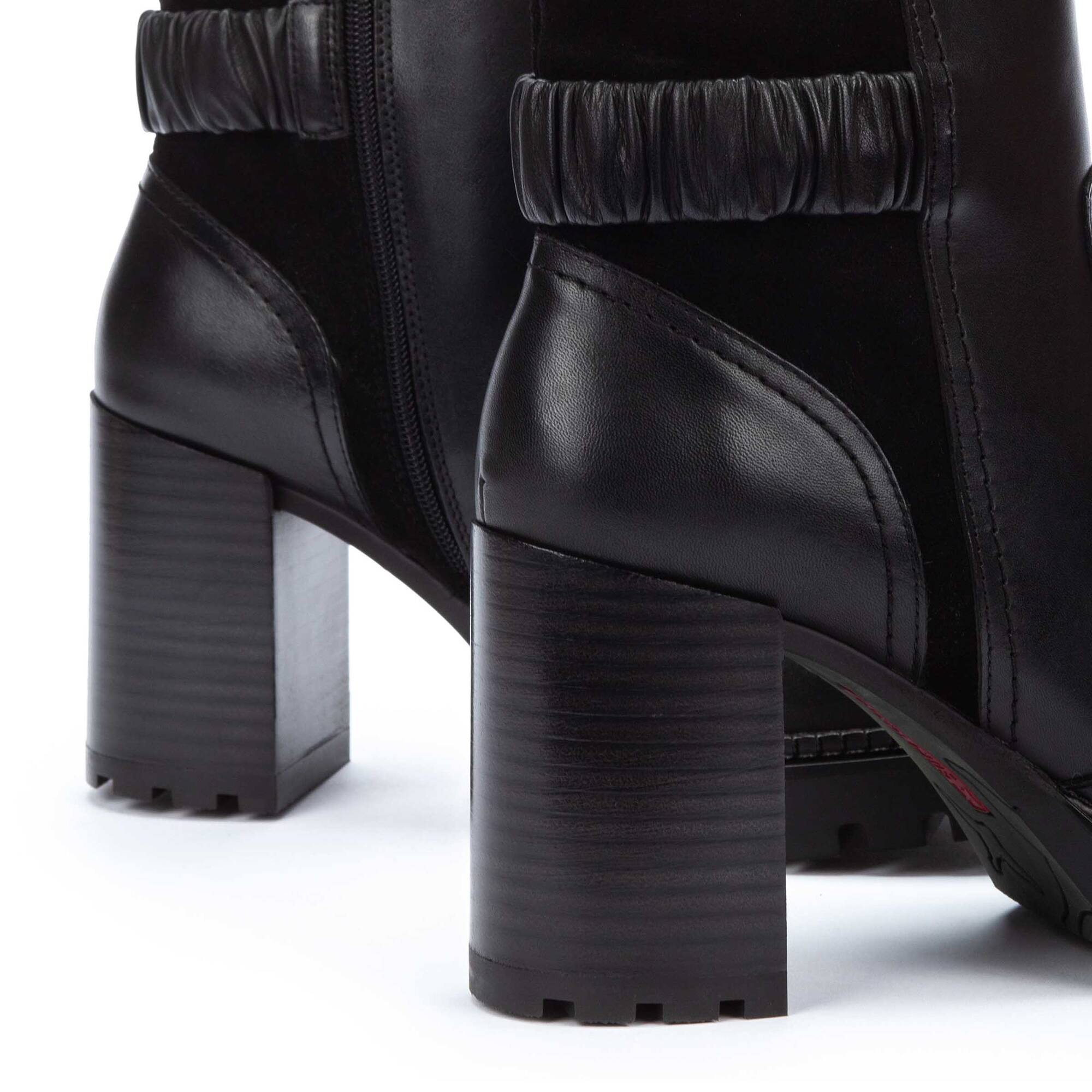 'Cervera' women's zipper boot - Black - Chaplinshoes'Cervera' women's zipper boot - BlackPikolinos