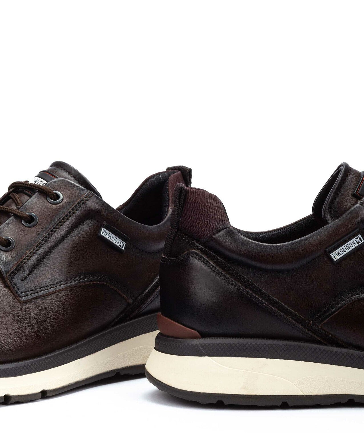 Herensneaker 'Cordoba' - Bruin - Chaplinshoes'Cordoba' herensneaker - BruinPikolinos