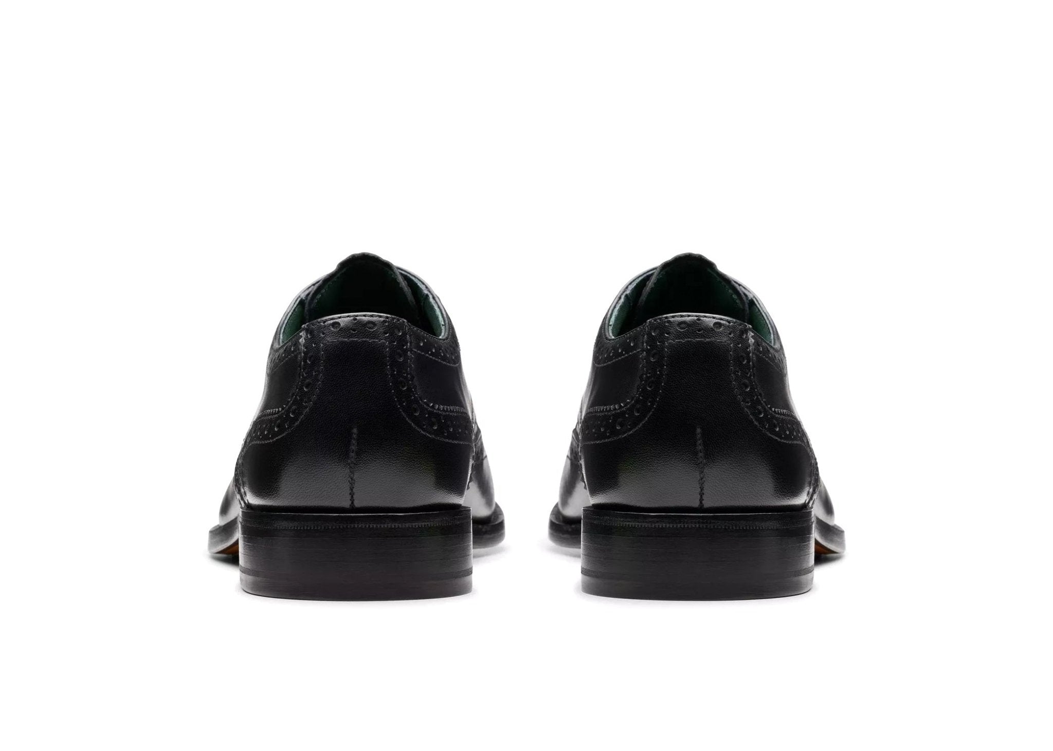 'CraftJames Tip' men's brogue lace - up shoe - Black - Chaplinshoes'CraftJames Tip' men's brogue lace - up shoe - BlackClarks