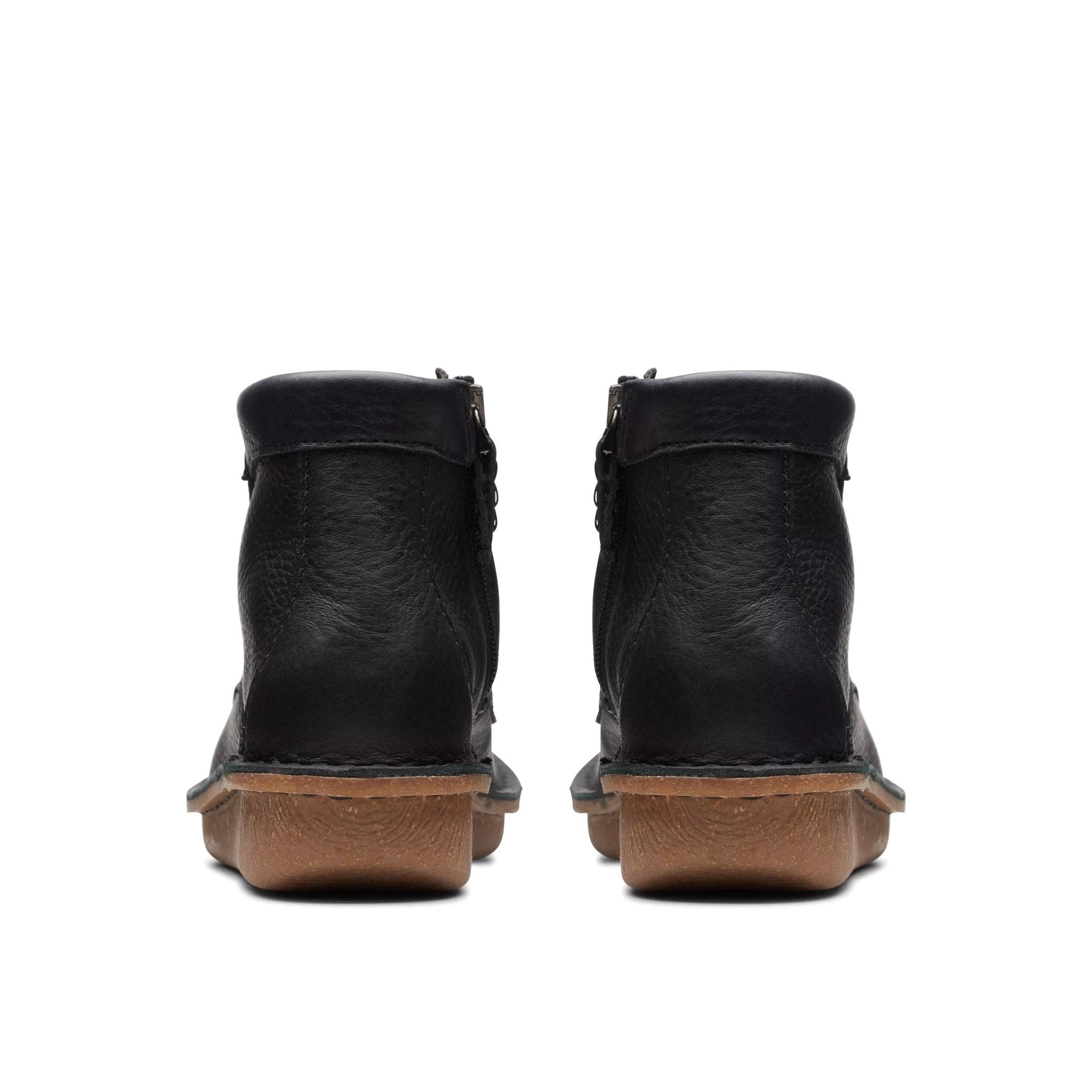 'Funny Cedar' women's lace - zip boot - black - Chaplinshoes'Funny Cedar' women's lace - zip boot - blackClarks