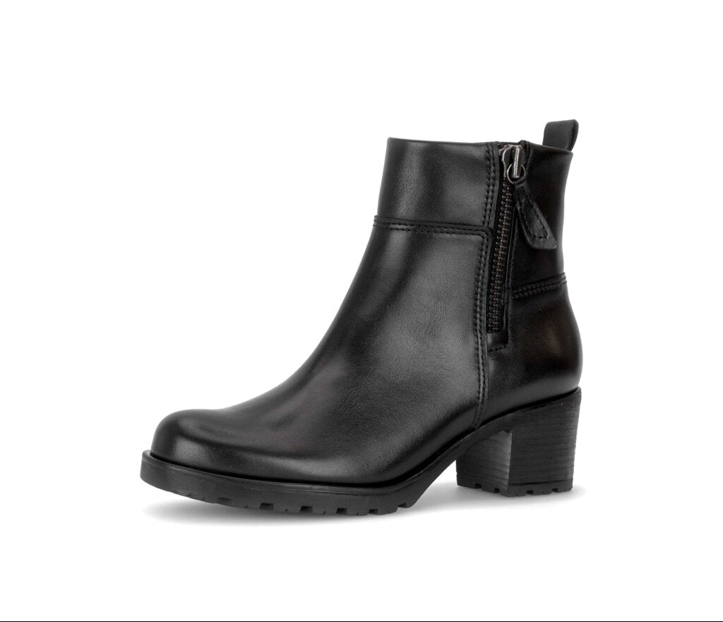 '8032.02.004' women's ankle boots - black