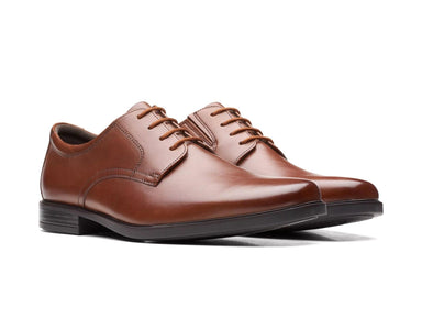 Zapato con cordones para hombre 'Howard Walk' - Marrón Wide Fit - ChaplinshoesZapato con cordones para hombre 'Howard Walk' - Marrón Wide FitClarks