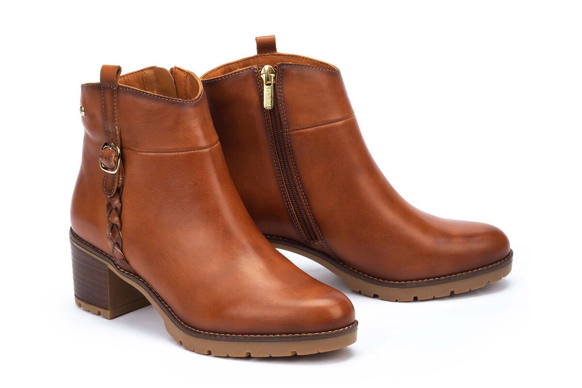 'Llanes' women's boot - Brown brandy - Chaplinshoes'Llanes' women's boot - Brown brandyPikolinos