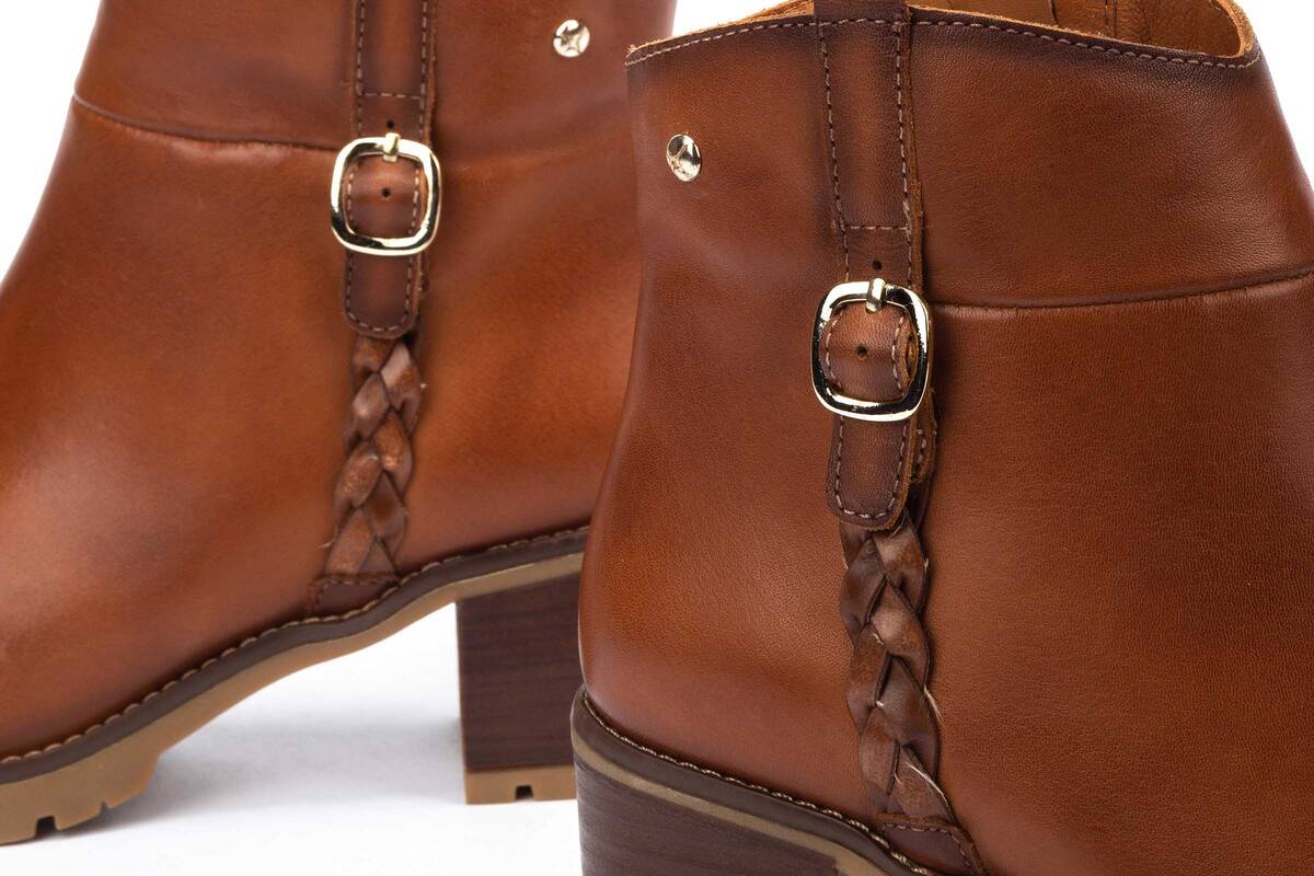 'Llanes' women's boot - Brown brandy - Chaplinshoes'Llanes' women's boot - Brown brandyPikolinos