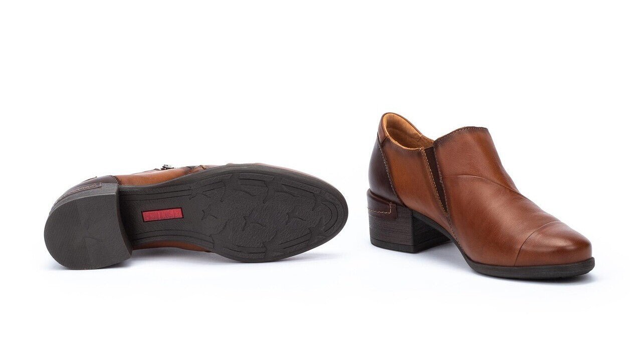 'Malaga' women's pump - Brown - Chaplinshoes'Malaga' women's pump - BrownPikolinos