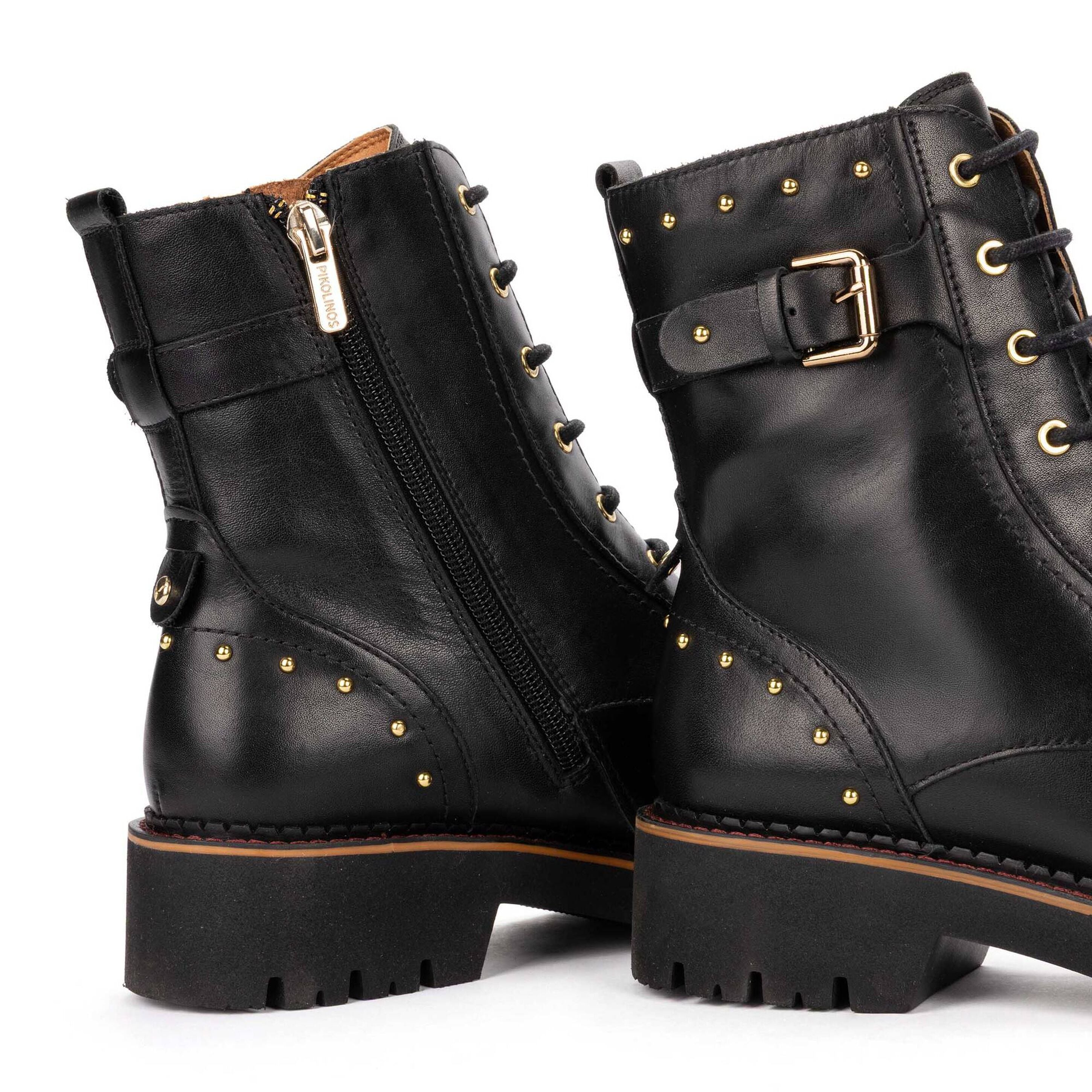 'Vicar' women's leather ankle boot - Black