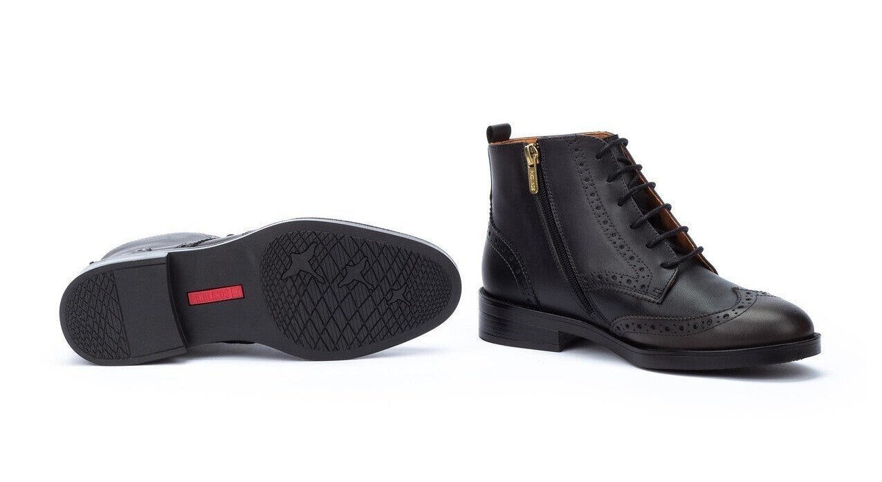 'Puertollano' women's lace - zip boot - Grey - Chaplinshoes'Puertollano' women's lace - zip boot - GreyPikolinos