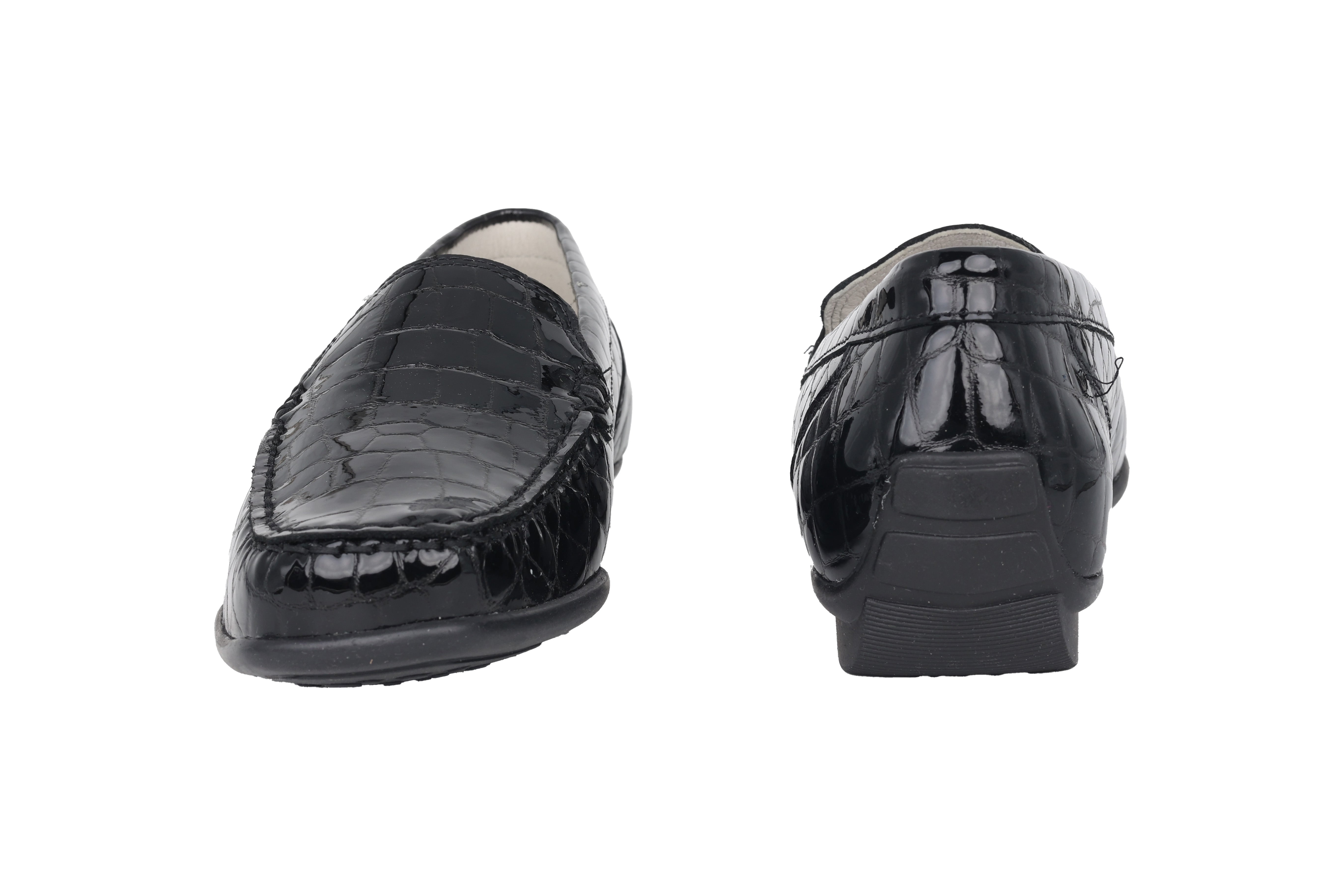 Mocassin femme coupe large (H) 'Harriet' - vernis noir